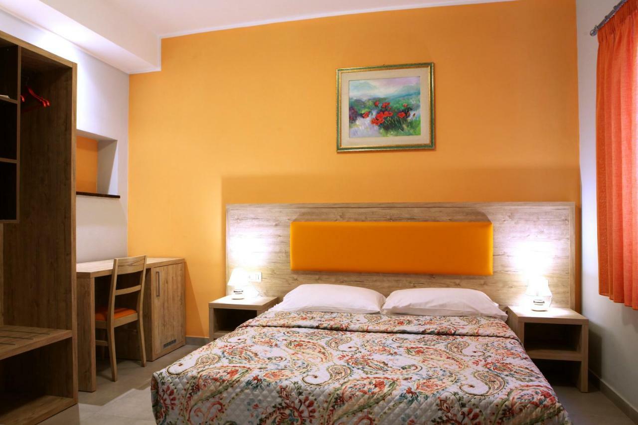 לינה וארוחת בוקר Porto SantʼElpidio La Casa Di Nonno Giulio מראה חיצוני תמונה
